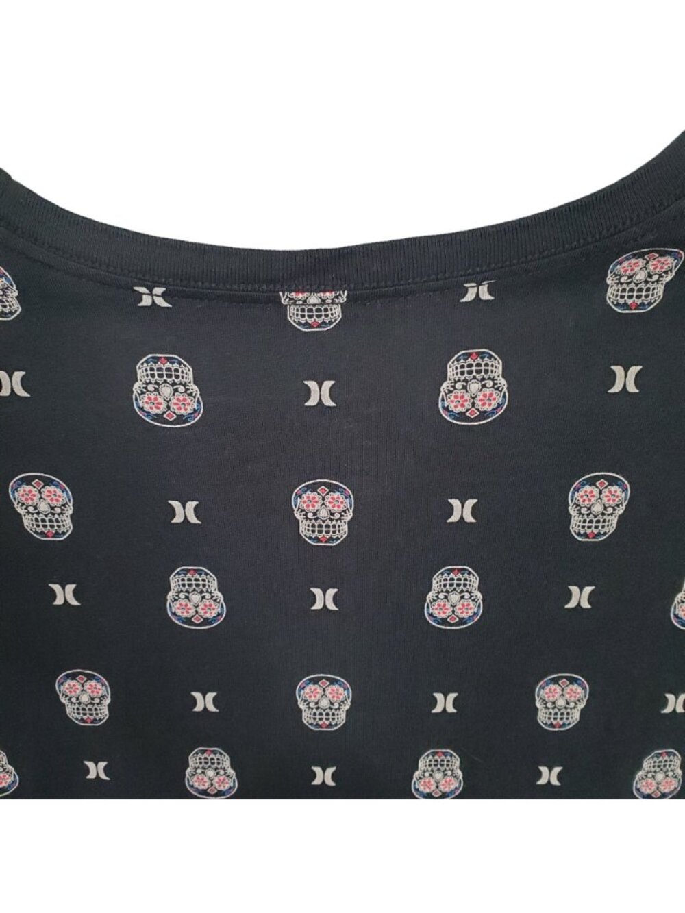 Hurley XXL Mens Shirt Graphic Tee Black Sugar Skull Allover Print Short Sleeve - Picture 7 of 8